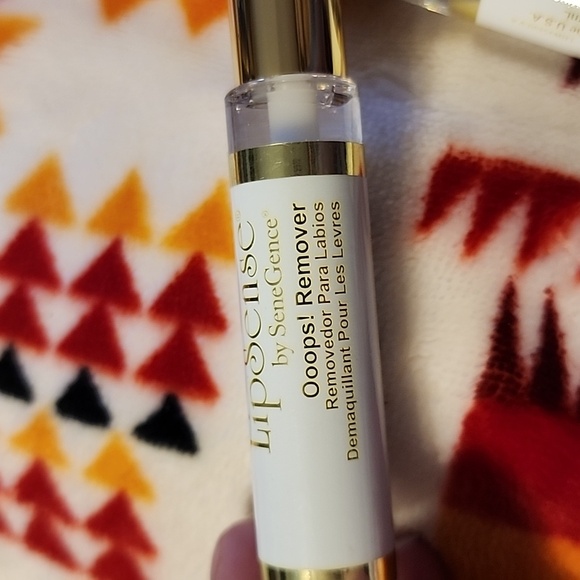 lips lipsense oops remover! - Picture 2 of 2